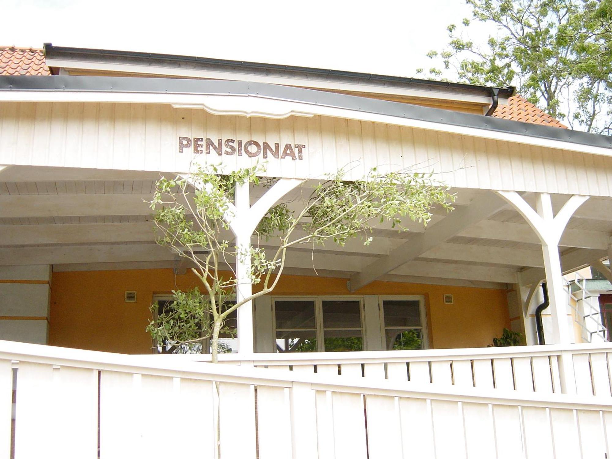 Onkel Enkels Pensionat โทเมลิลลา ภายนอก รูปภาพ